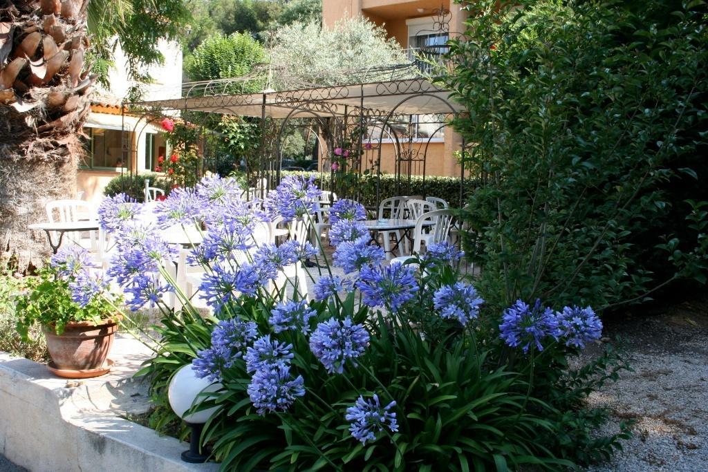 Le Petit Nice 2* Saint-Cyr-sur-Mer